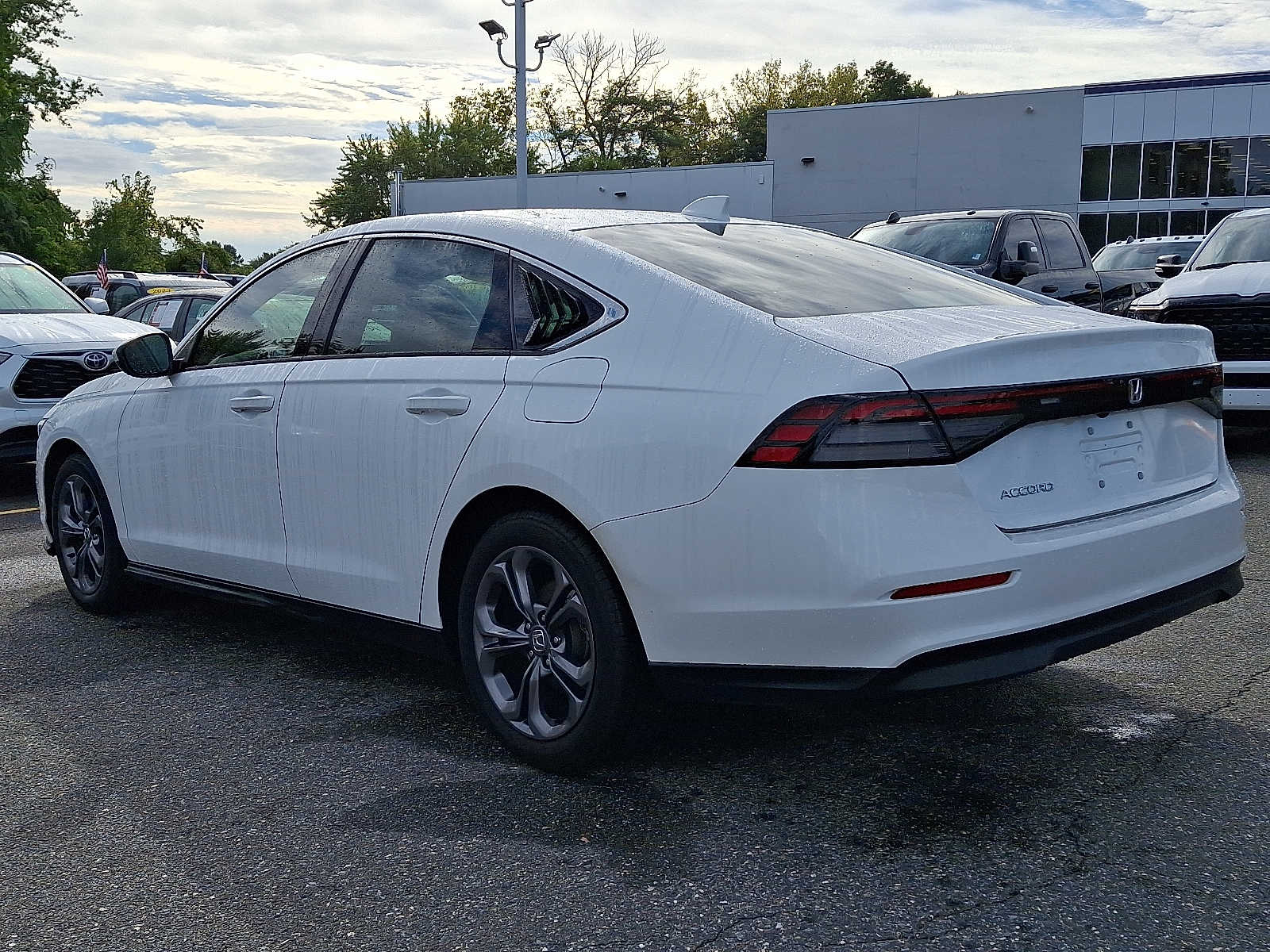 2023 Honda Accord EX photo 2