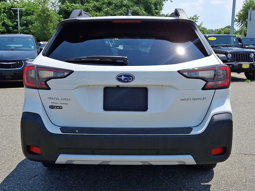Used 2024 Subaru Outback Limited SUV
