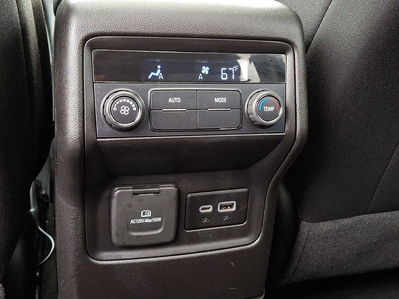 2023 GMC Acadia SLE - Photo 13