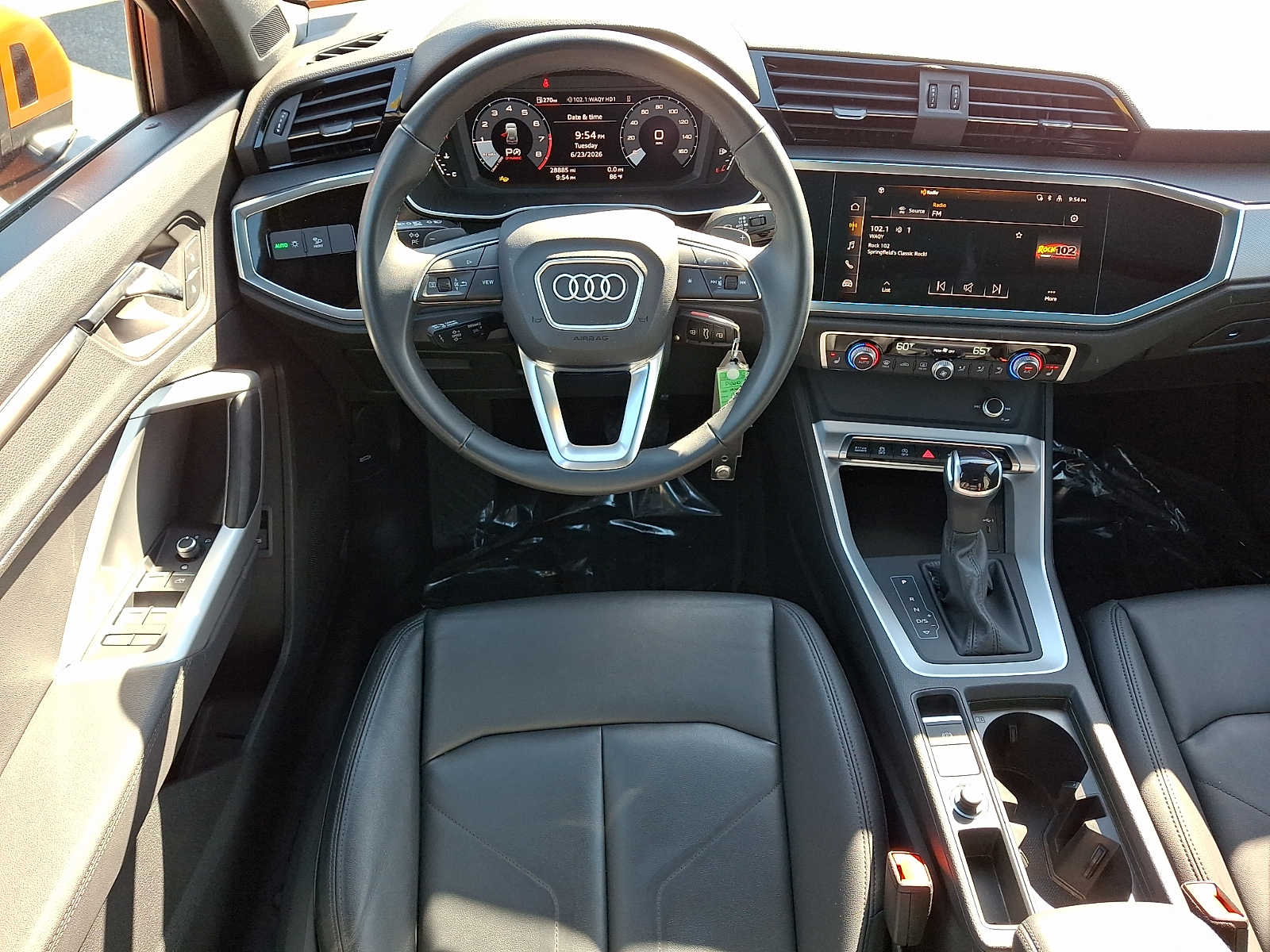Photo 12
