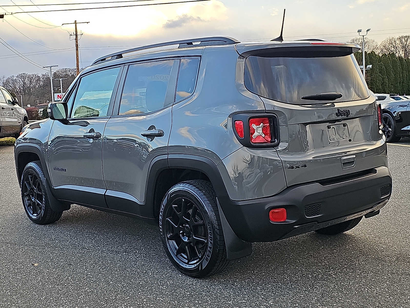 2020 Jeep Renegade Altitude photo 3