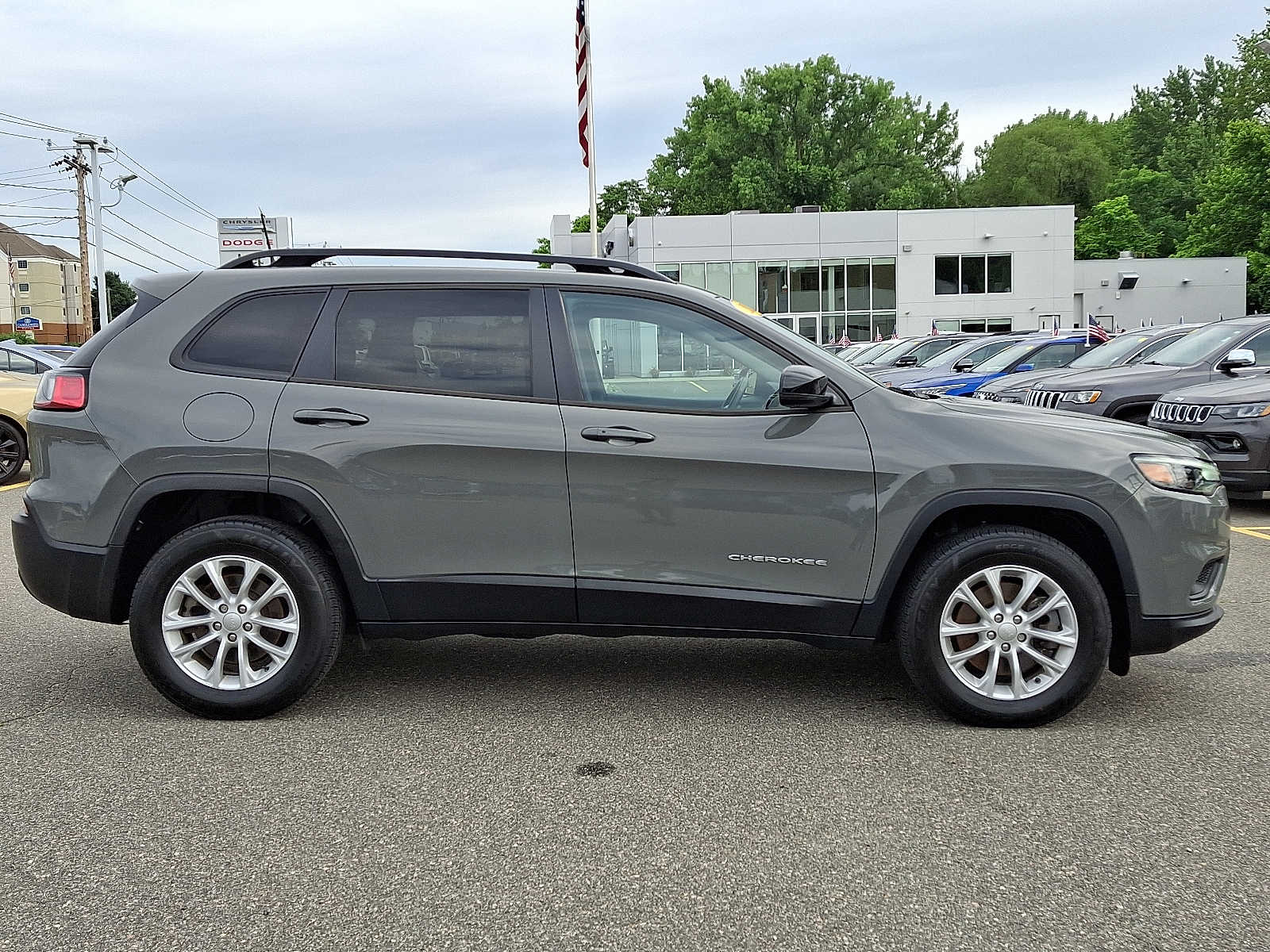 2022 Jeep Cherokee Latitude Lux - Photo 8