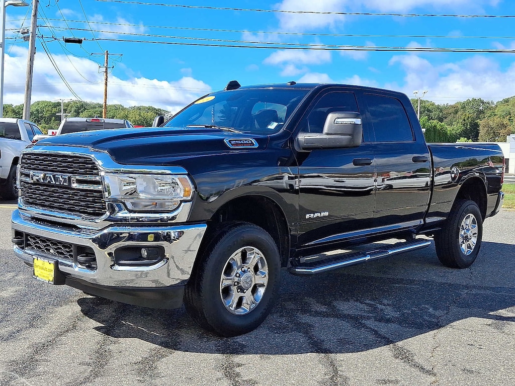 Certified 2024 Ram 2500 Big Horn 4x4 Crew Cab 64 Box Truck