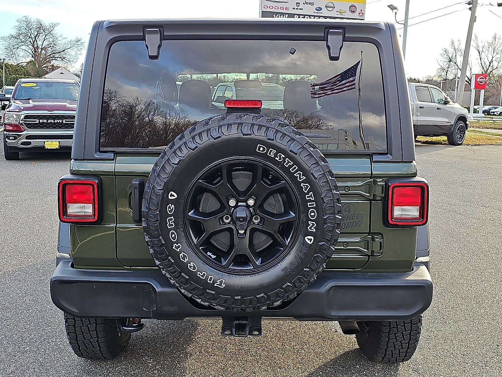 2020 Jeep Wrangler Unlimited Willys photo 4