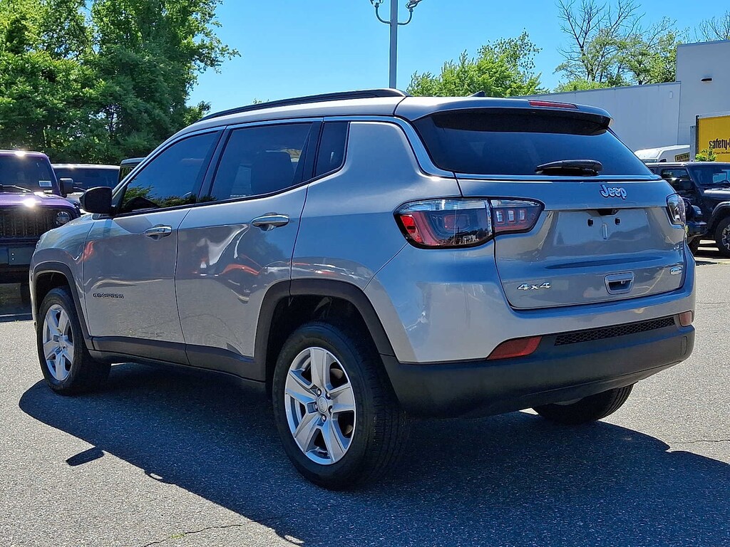 Used 2022 Jeep Compass Latitude SUV