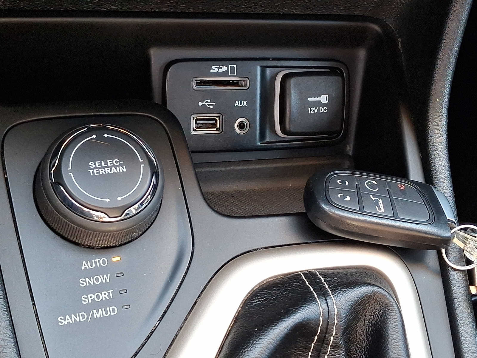 2016 Jeep Cherokee Latitude - Photo 24