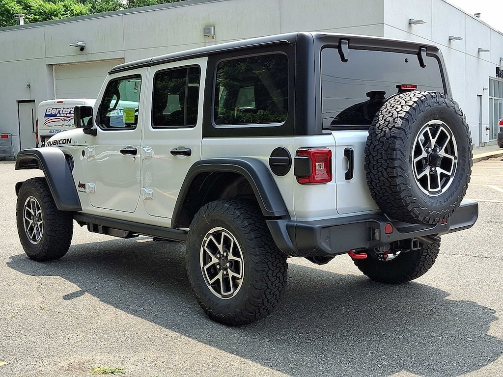 New 2026 Jeep Wrangler 4-DOOR RUBICON Sport Utility
