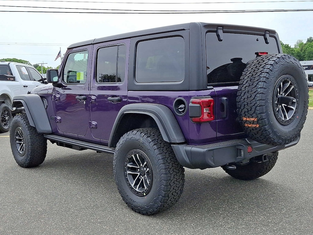 New 2026 Jeep Wrangler 4-DOOR WILLYS Sport Utility