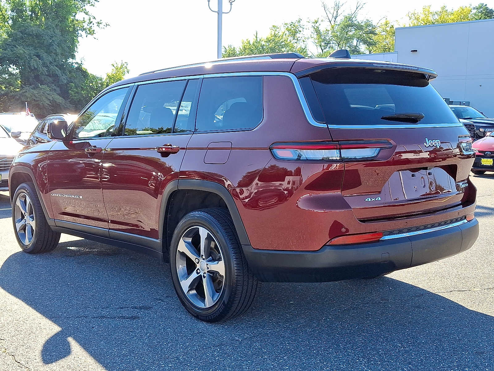 2023 Jeep Grand Cherokee Limited photo 3