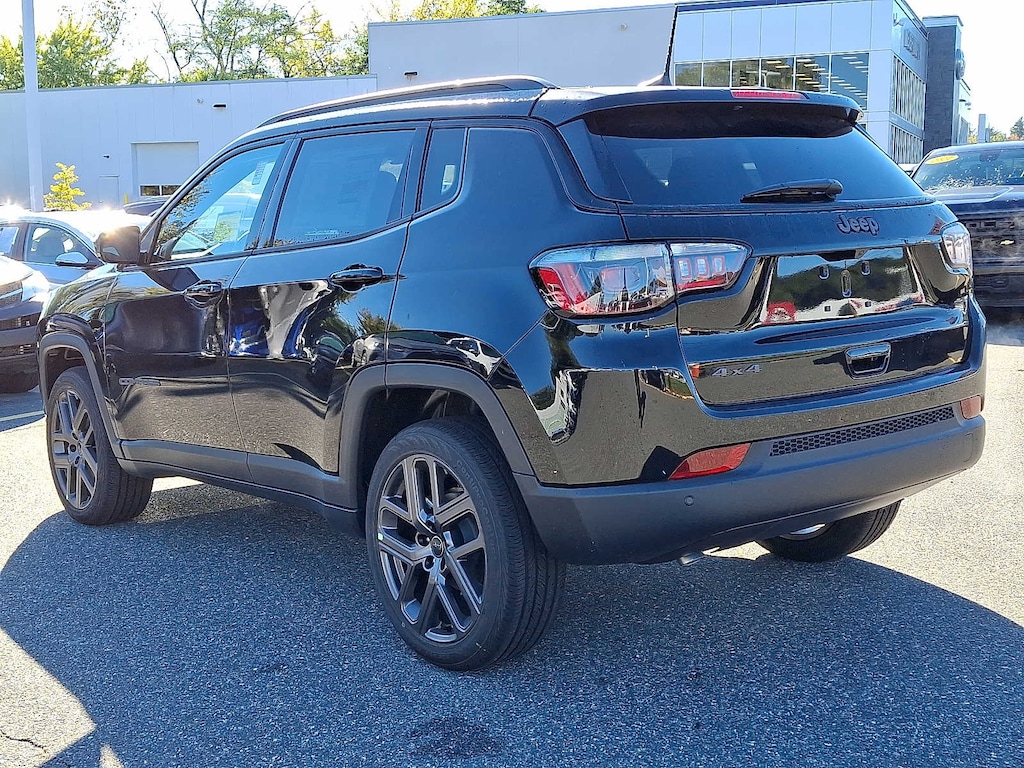New 2026 Jeep Compass LIMITED ALTITUDE 4X4 Sport Utility