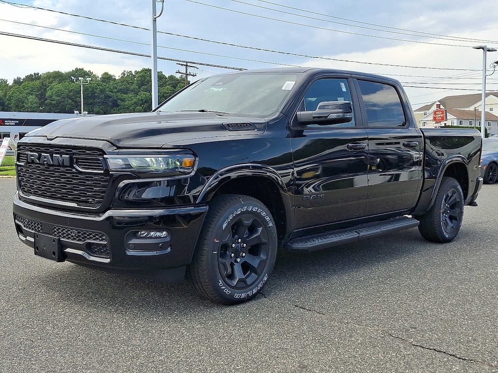 New 2026 Ram 1500 BIG HORN CREW CAB 4X4 5'7 BOX Pickup