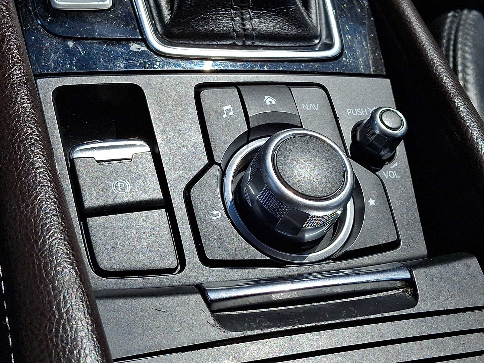 2018 Mazda Mazda3 Touring - Photo 22