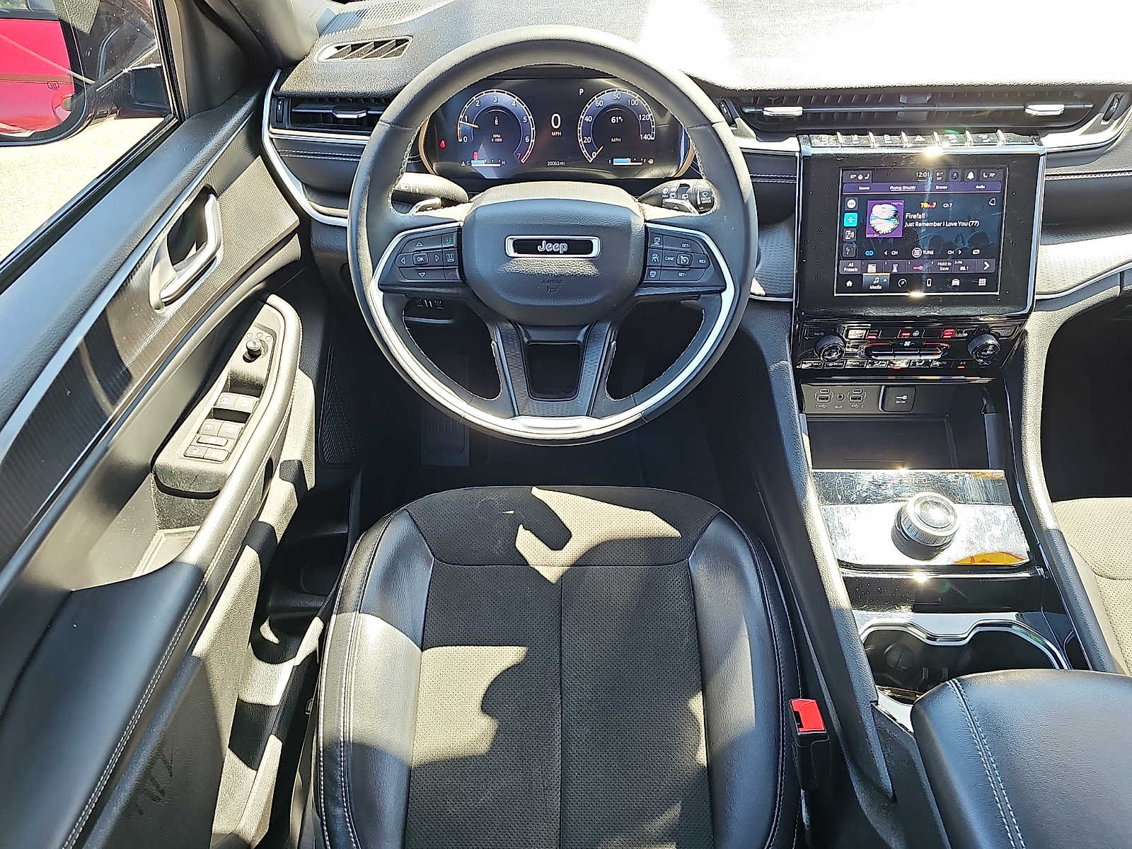 2023 Jeep Grand Cherokee Altitude - Photo 12