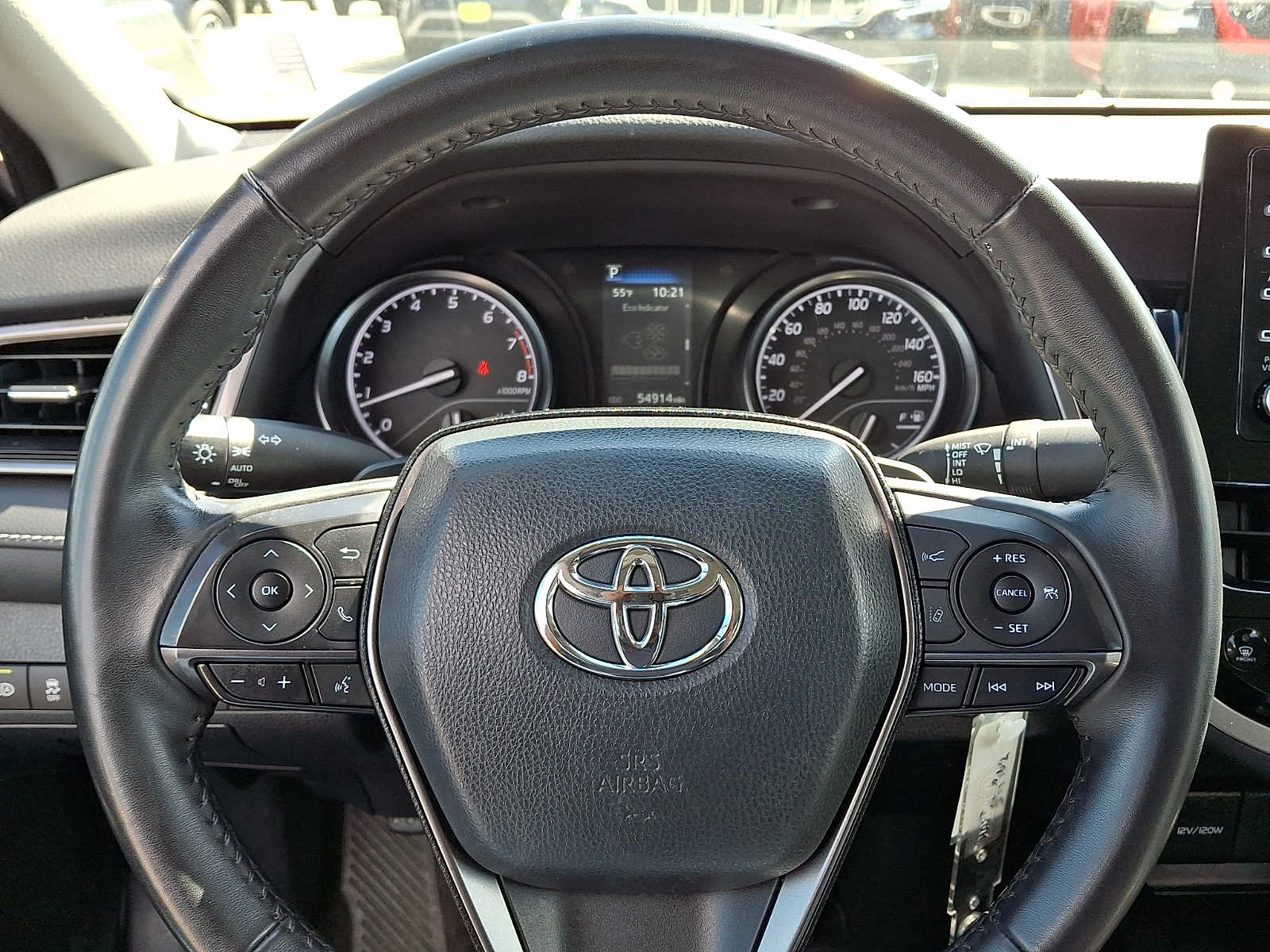 2024 Toyota Camry SE - Photo 18