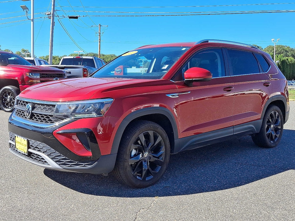 Used 2022 Volkswagen Taos SE SUV