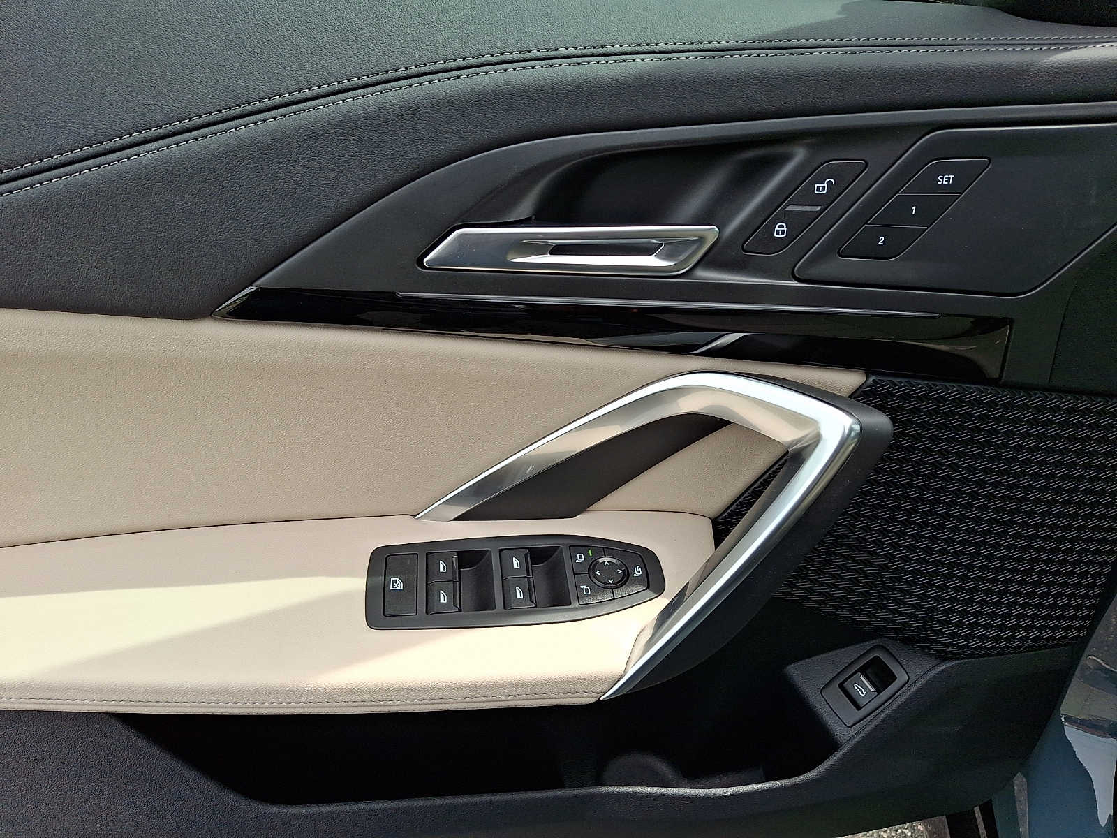 2024 BMW X1 28i - Photo 13