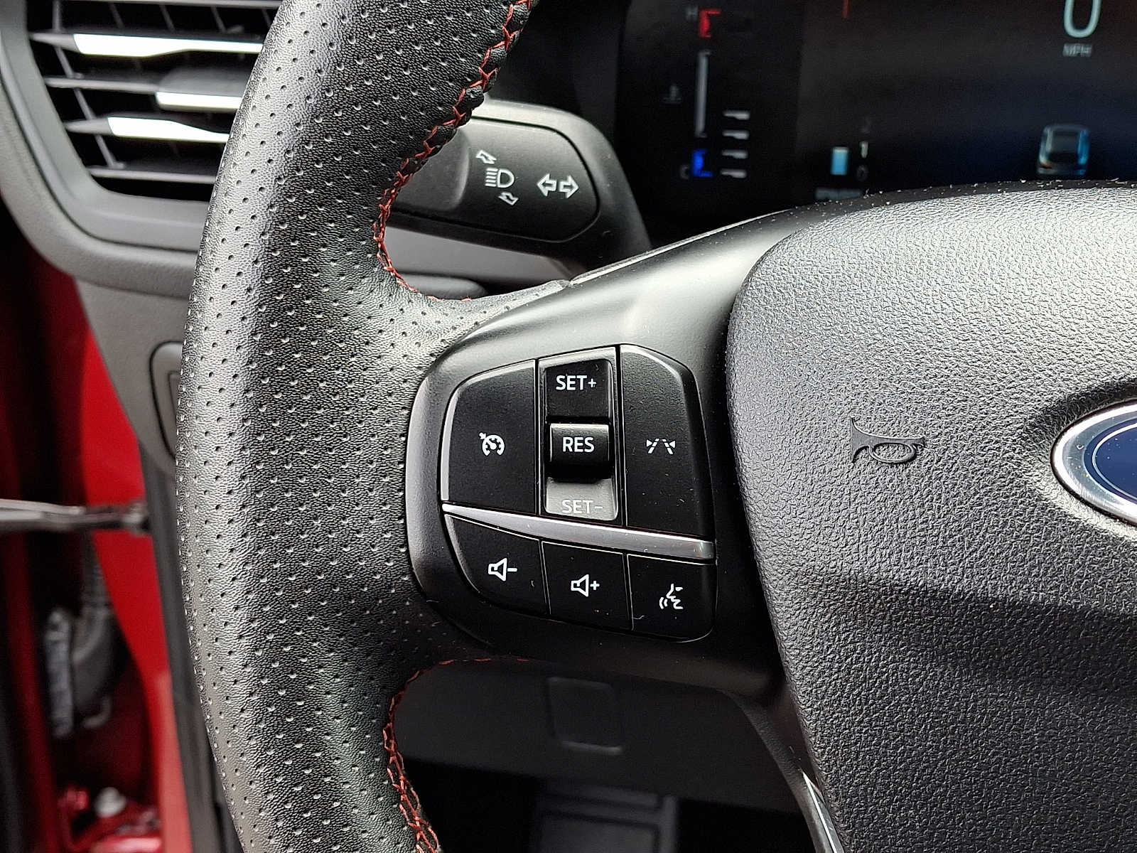 2024 Ford Escape ST-Line - Photo 21