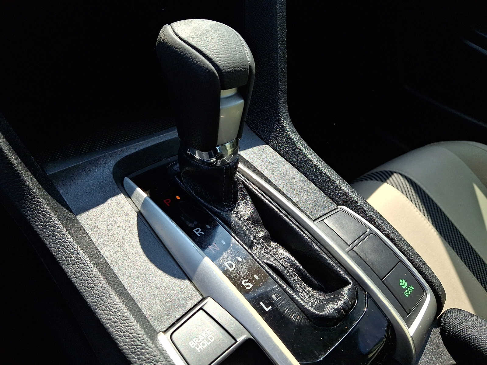 2018 Honda Civic EX - Photo 15