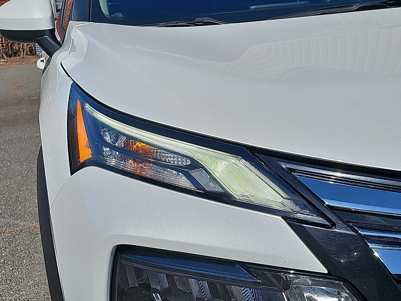 2024 Nissan Rogue SV - Photo 9