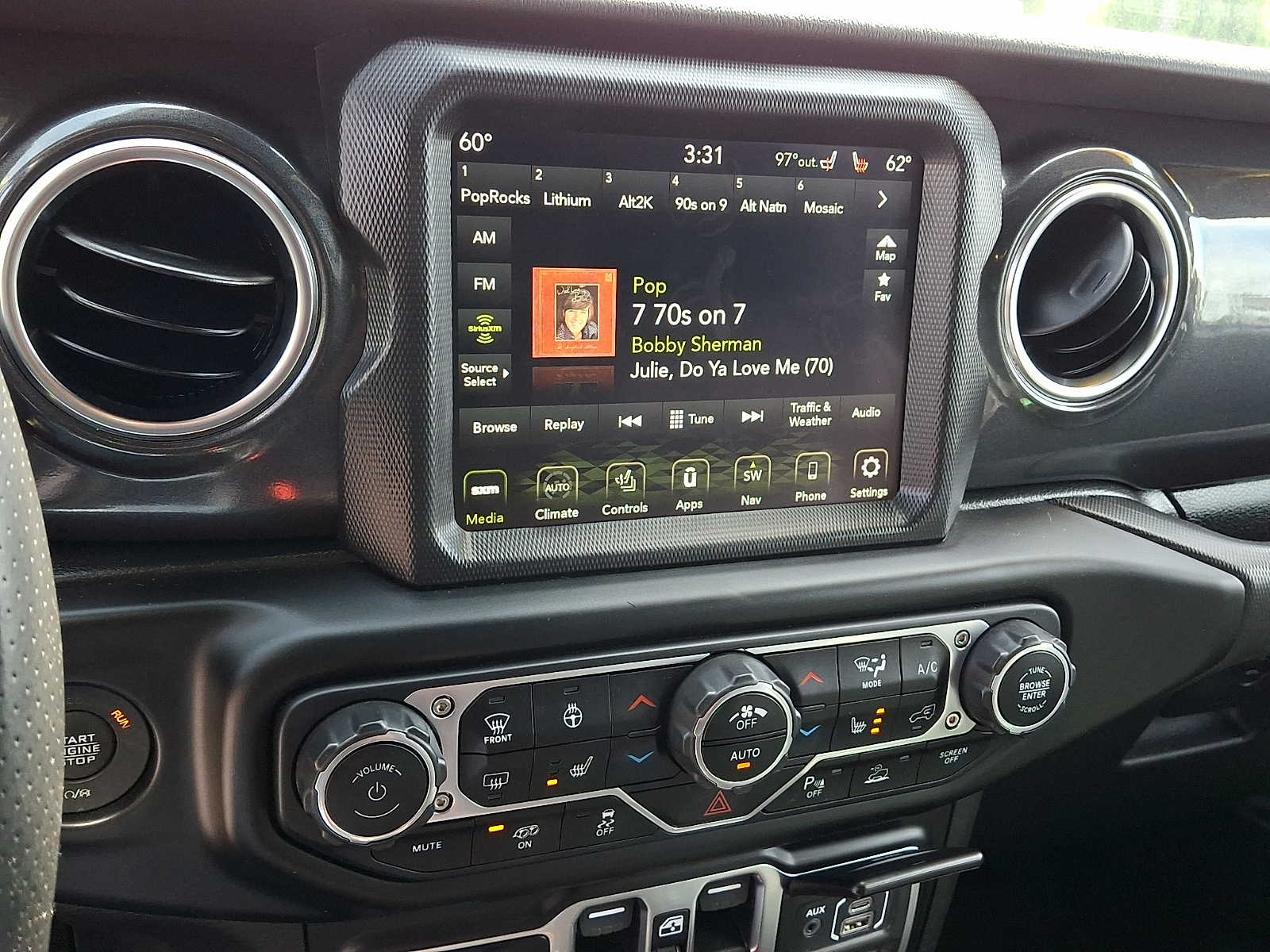 2023 Jeep Wrangler 4-Door Rubicon 392 - Photo 18