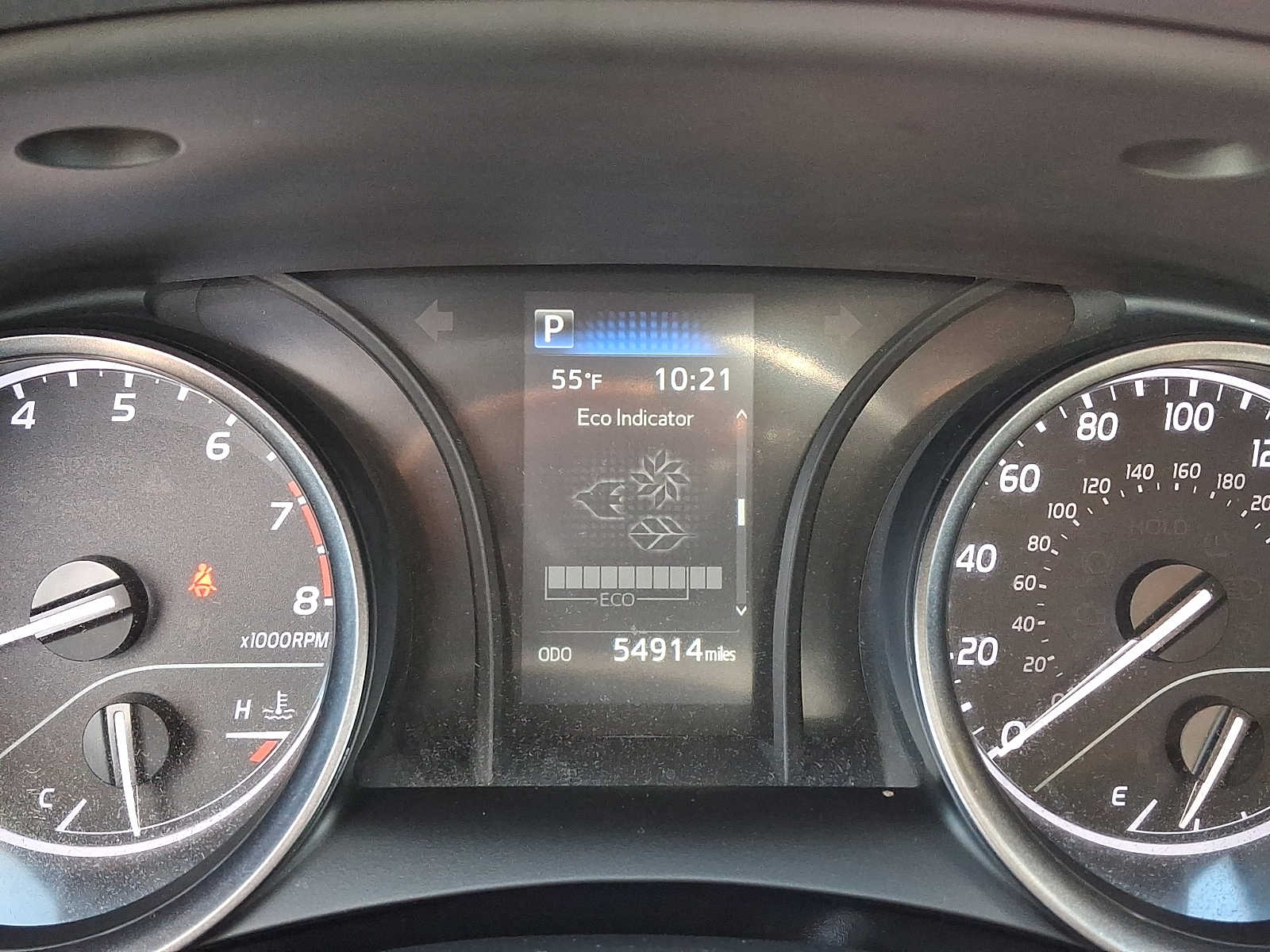 2024 Toyota Camry SE - Photo 19