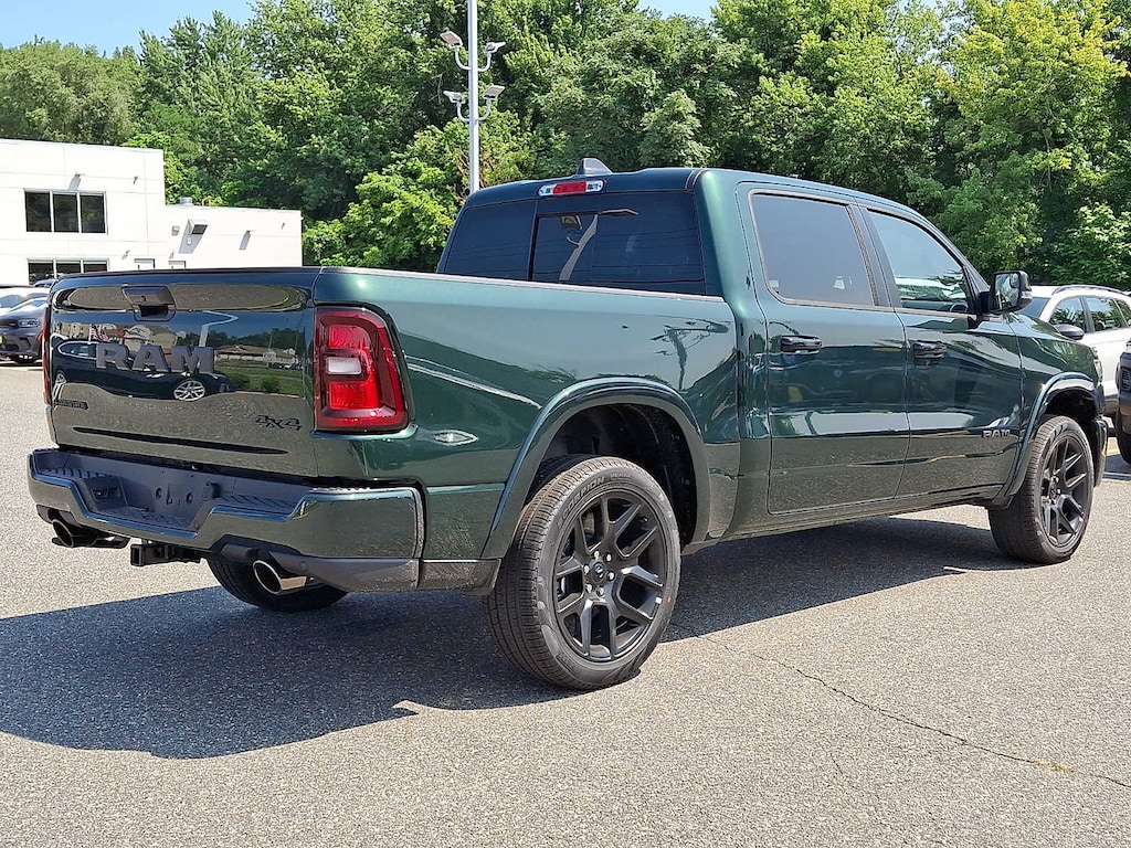 New 2026 Ram 1500 LARAMIE CREW CAB 4X4 5'7 BOX Pickup