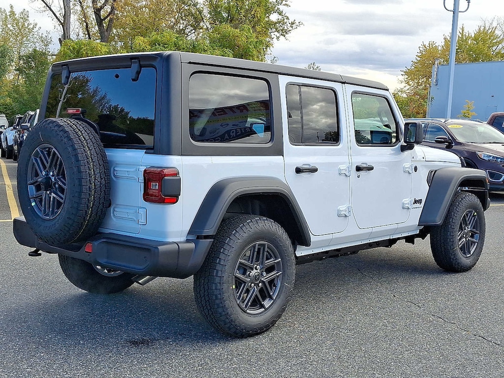 New 2026 Jeep Wrangler 4-DOOR SPORT S Sport Utility