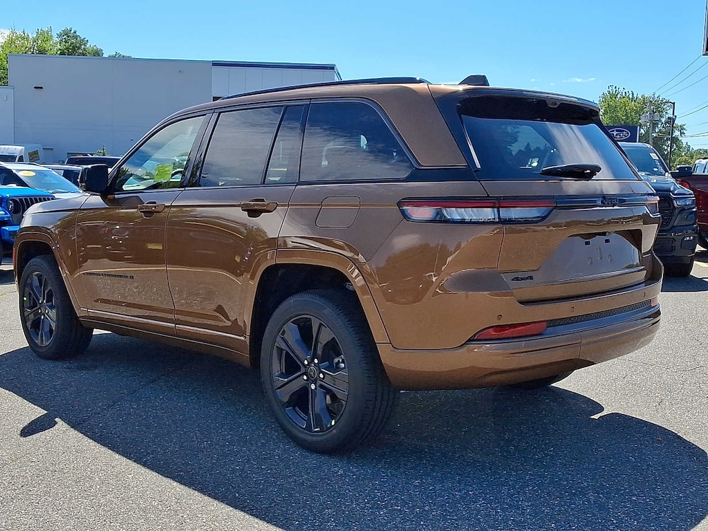 New 2027 Jeep Grand Cherokee 2 Row LIMITED 4X4 Sport Utility