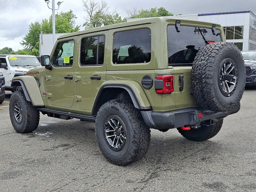 New 2026 Jeep Wrangler 4-DOOR RUBICON X Sport Utility