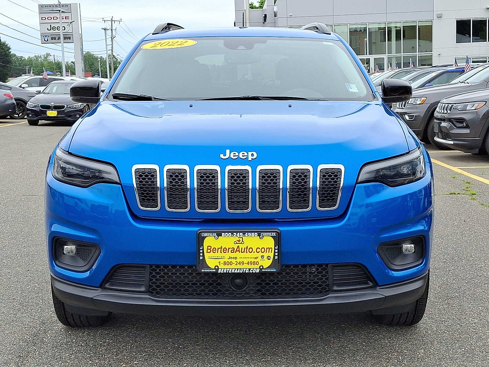 Used 2022 Jeep Cherokee Latitude Lux with VIN 1C4PJMMX2ND545613 for sale in West Springfield, MA