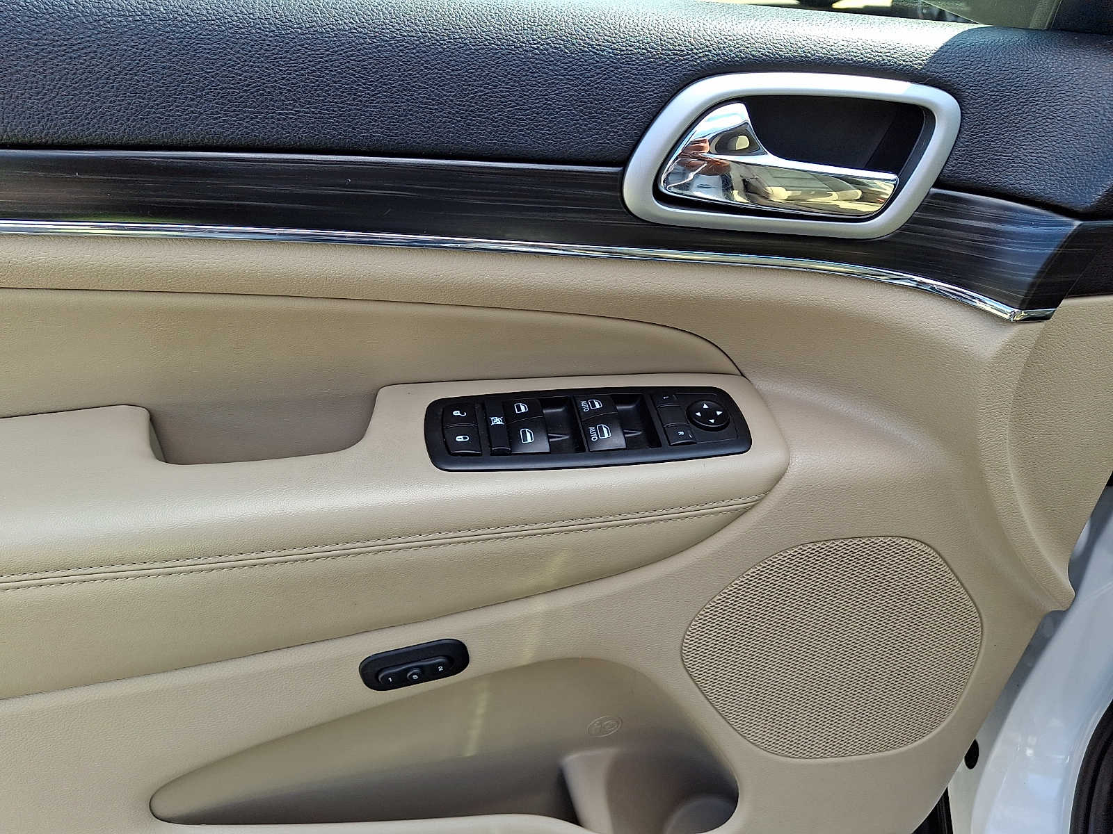 2020 Jeep Grand Cherokee Limited - Photo 13