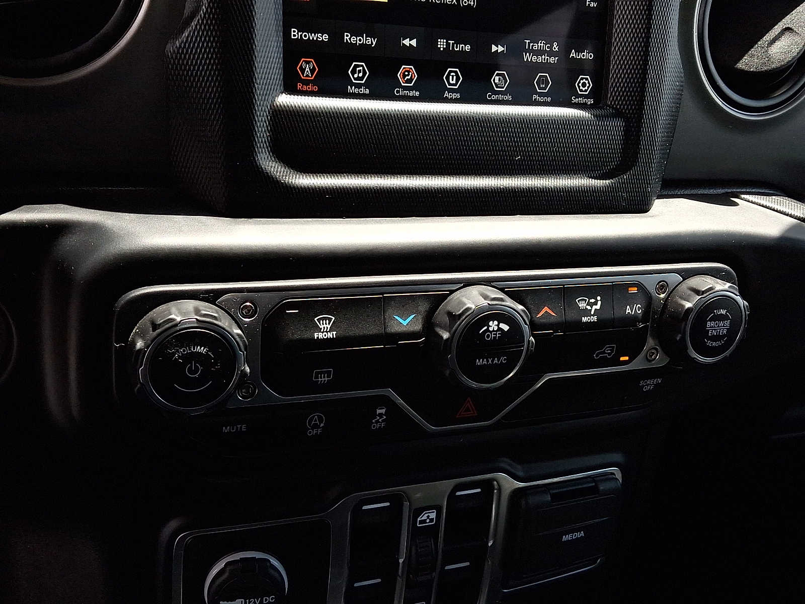 2022 Jeep Wrangler Unlimited Willys Sport - Photo 13