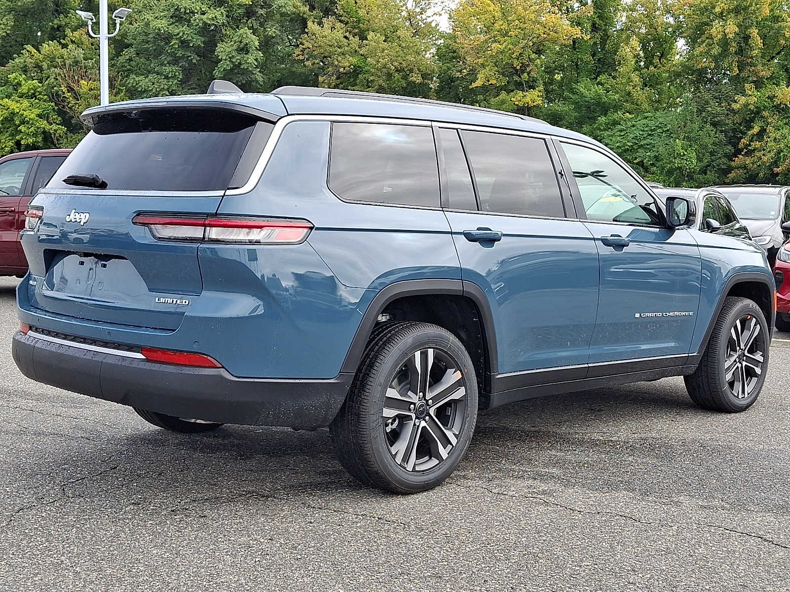 New 2027 Jeep Grand Cherokee L LIMITED 4X4 Sport Utility