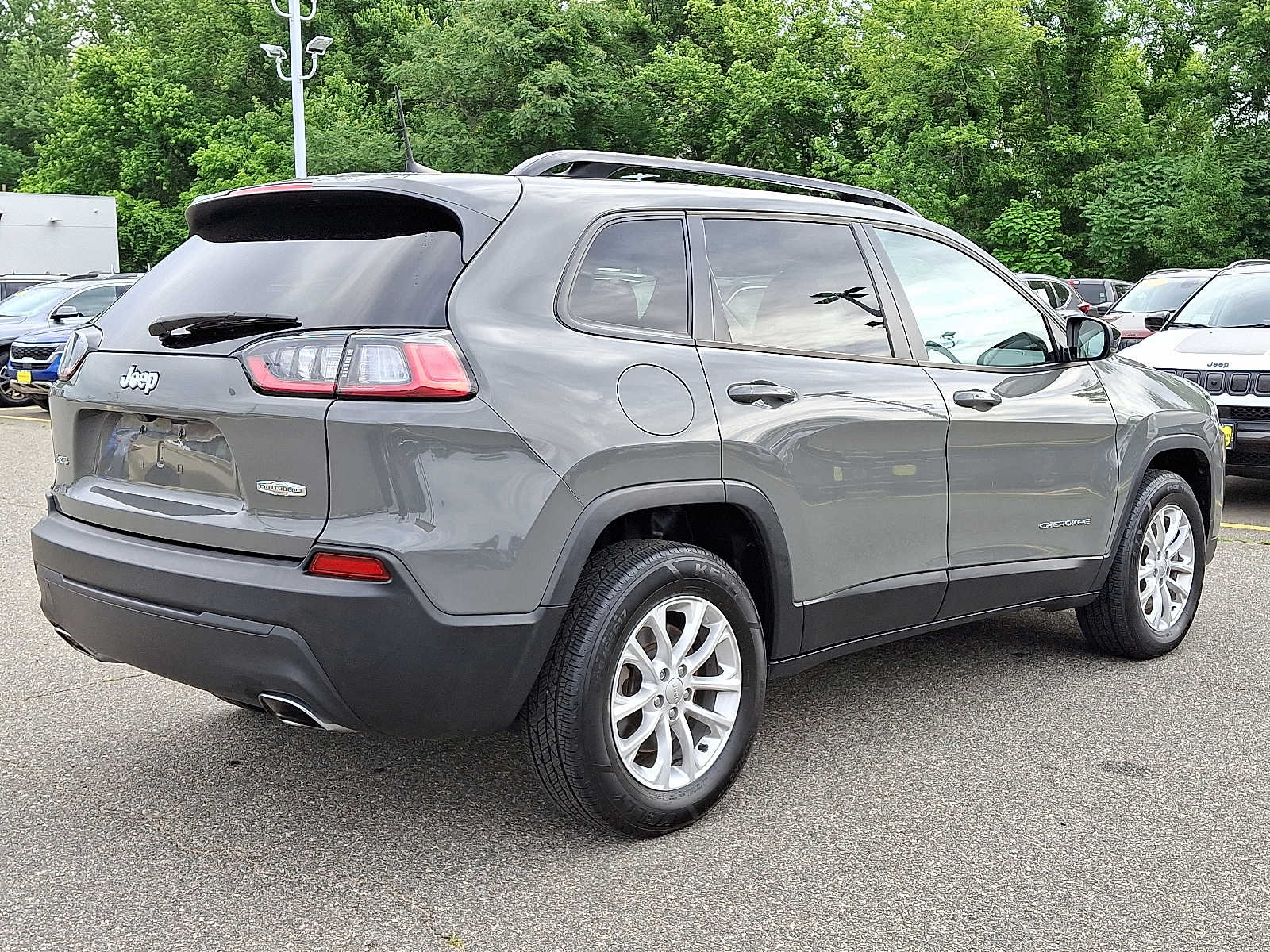 2022 Jeep Cherokee Latitude Lux - Photo 7