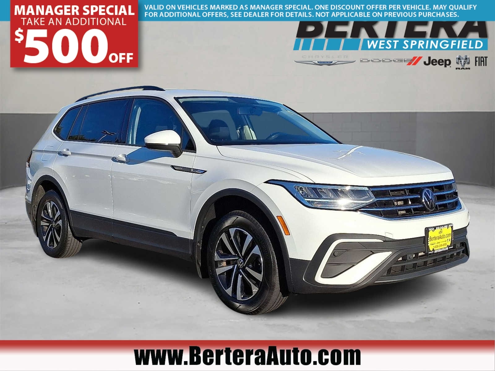 2022 Volkswagen Tiguan S's photo