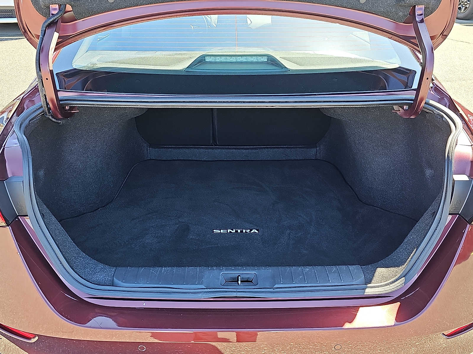 2024 Nissan Sentra SV - Photo 28