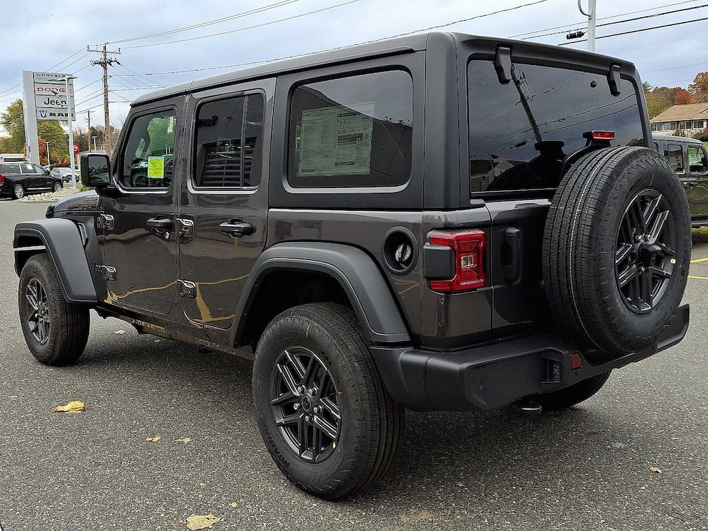 New 2026 Jeep Wrangler 4-DOOR SPORT S Sport Utility