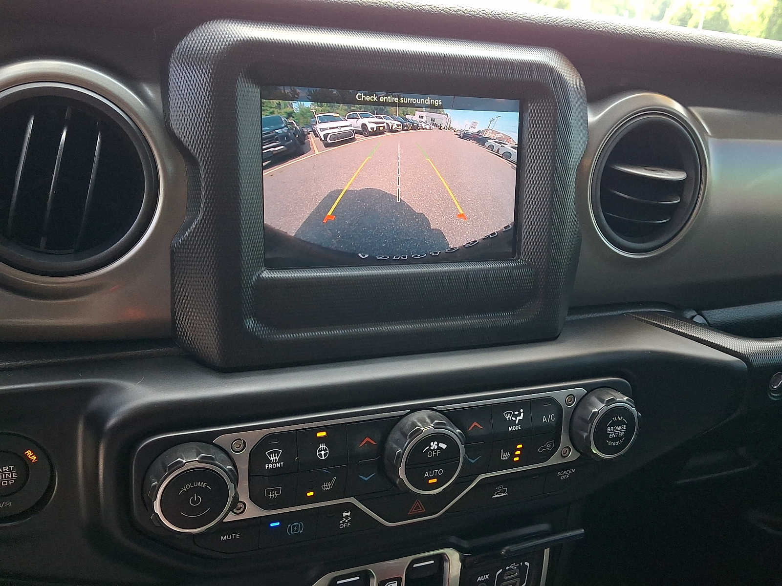 2023 Jeep Wrangler 4xe Willys 4XE - Photo 17