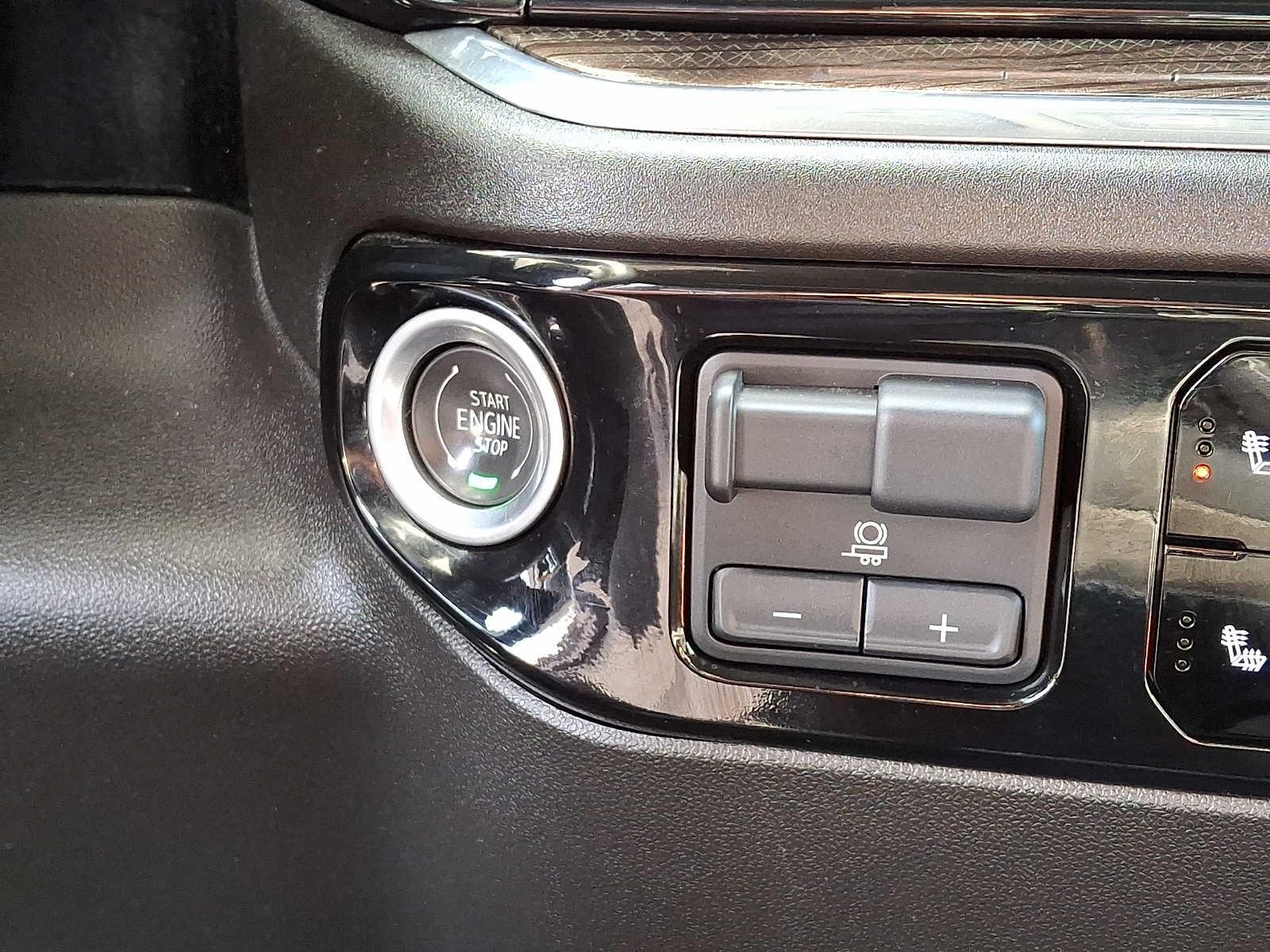 2024 Chevrolet Silverado 2500HD LT - Photo 24