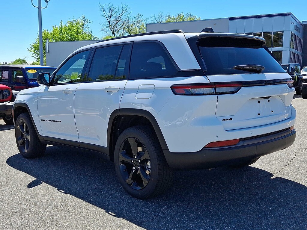 New 2026 Jeep Grand Cherokee LIMITED 4X4 Sport Utility