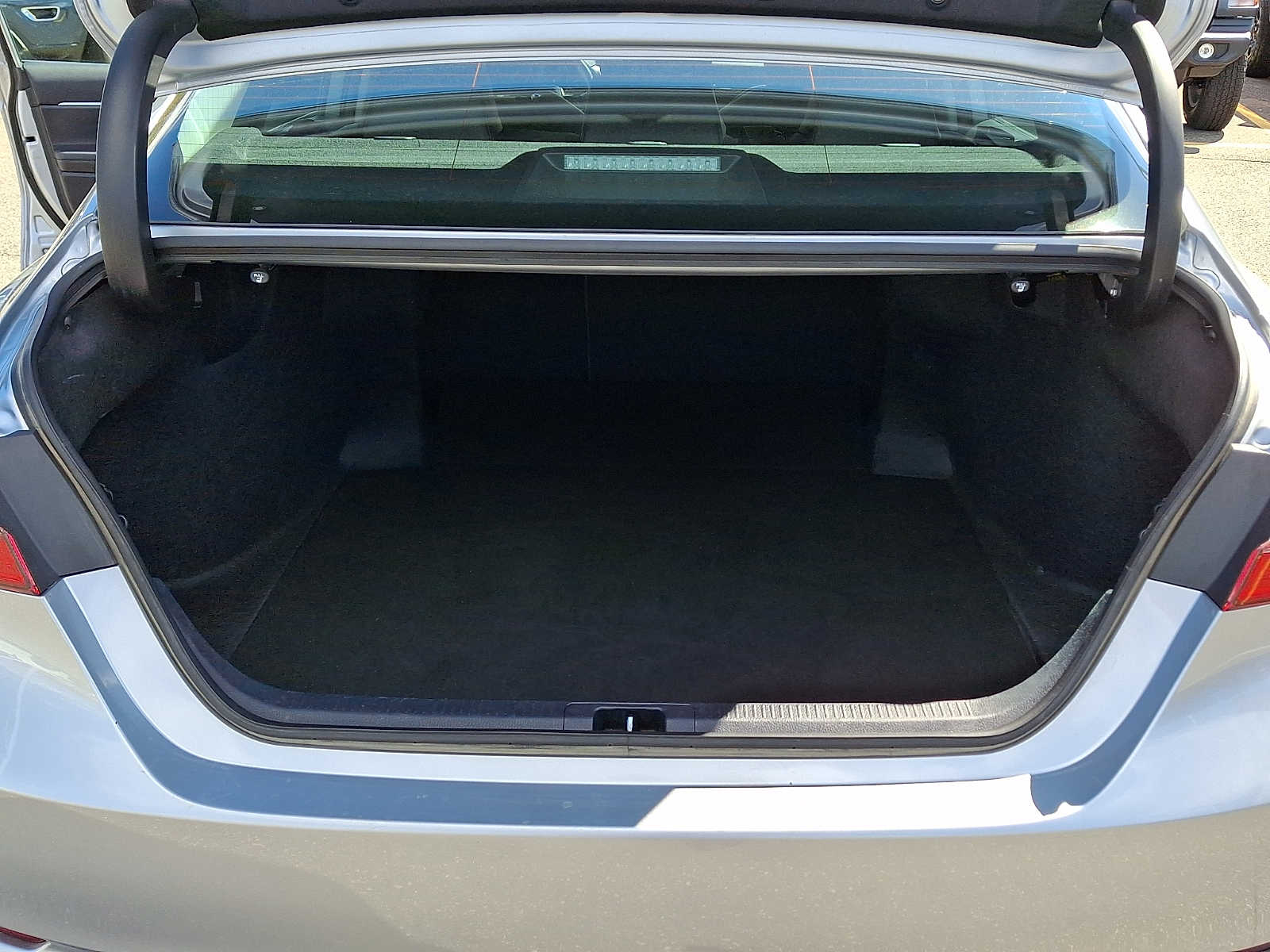 2024 Toyota Camry SE - Photo 28