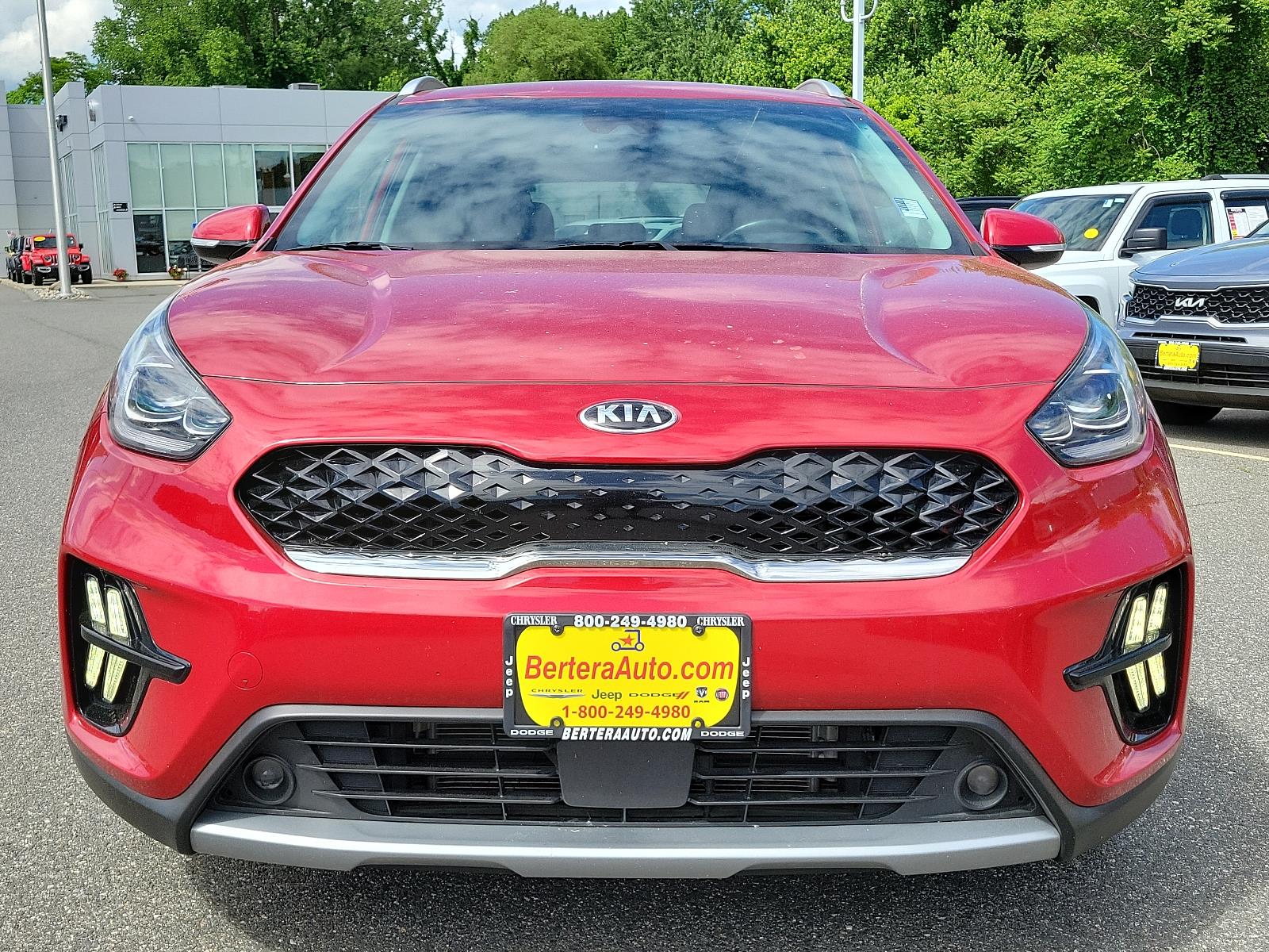 Used 2020 Kia Niro EX Premium with VIN KNDCC3LD8L5401856 for sale in West Springfield, MA