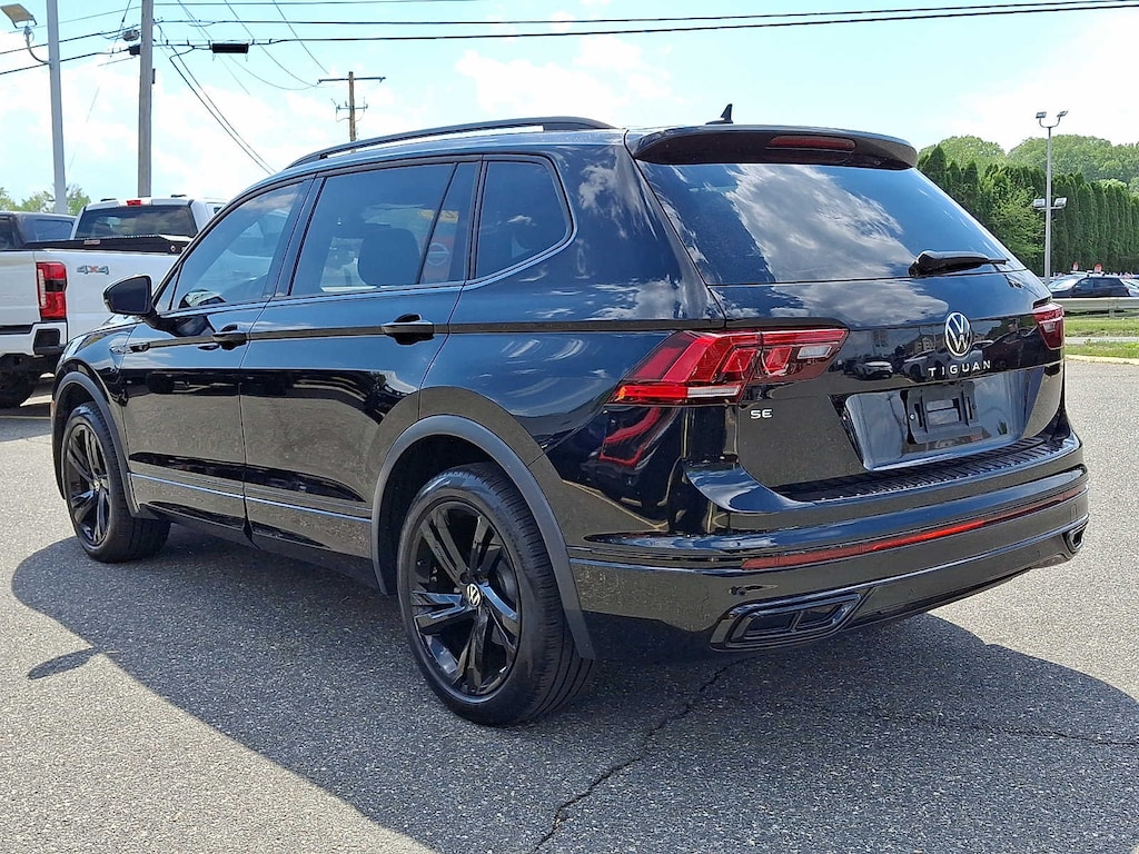 Used 2023 Volkswagen Tiguan SE R-Line Black SUV
