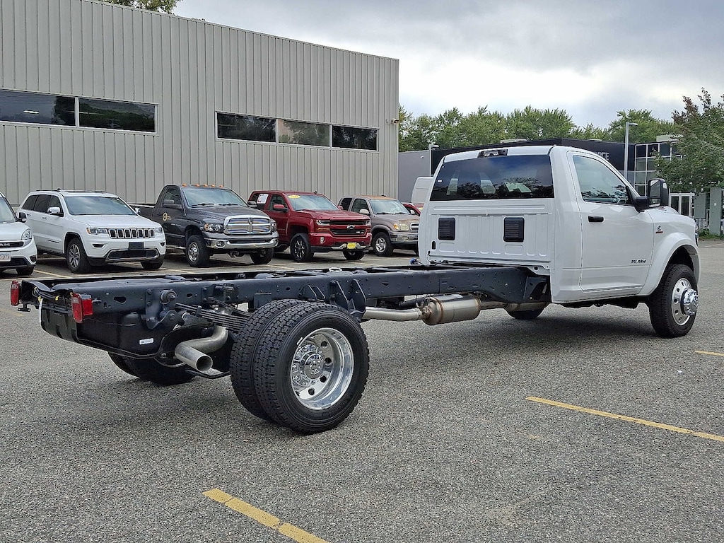 New 2026 Ram 5500 Chassis Cab 5500 BIG HORN CHASSIS REGULAR CAB 4X4 120' CA Pickup
