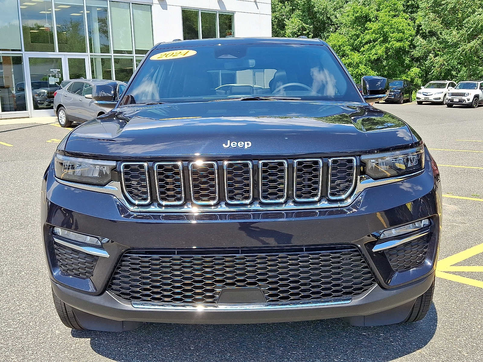 2024 Jeep Cherokee Limited 4xe photo 2