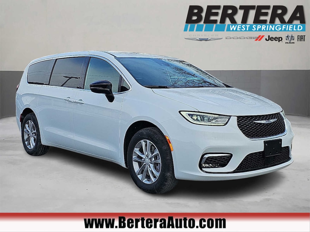 New 2026 Chrysler Pacifica SELECT AWD Passenger Van