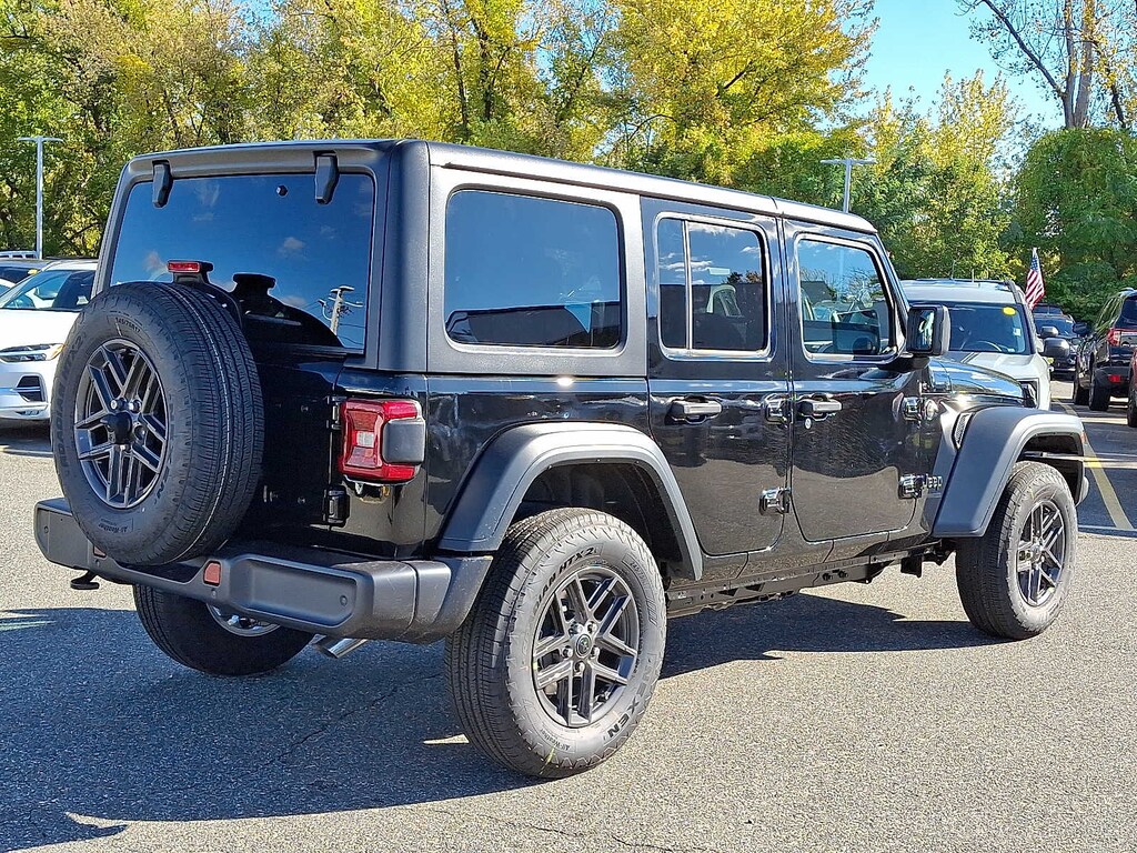 New 2026 Jeep Wrangler 4-DOOR SPORT S Sport Utility