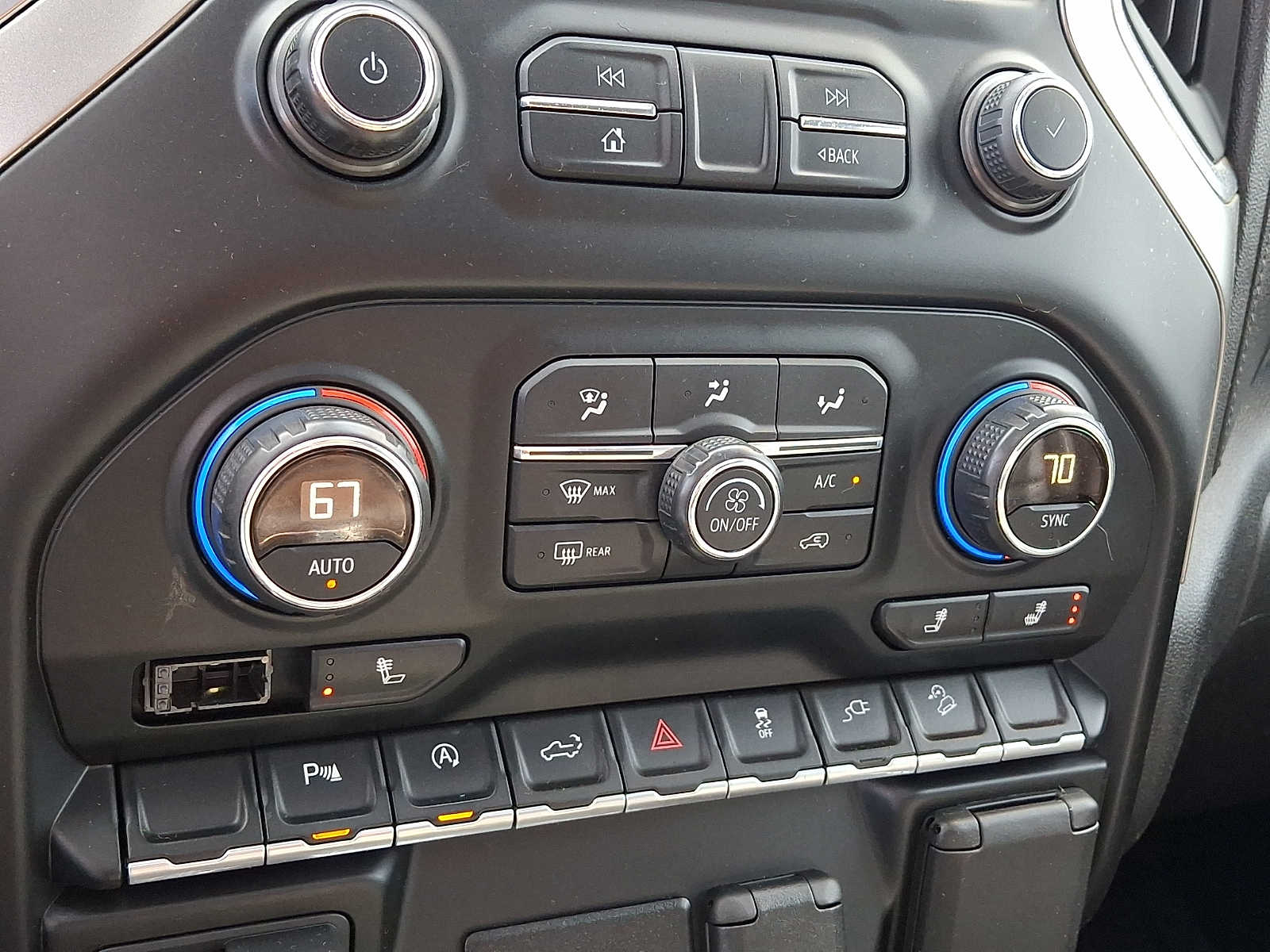 2019 Chevrolet Silverado 1500 LT Trail Boss - Photo 17