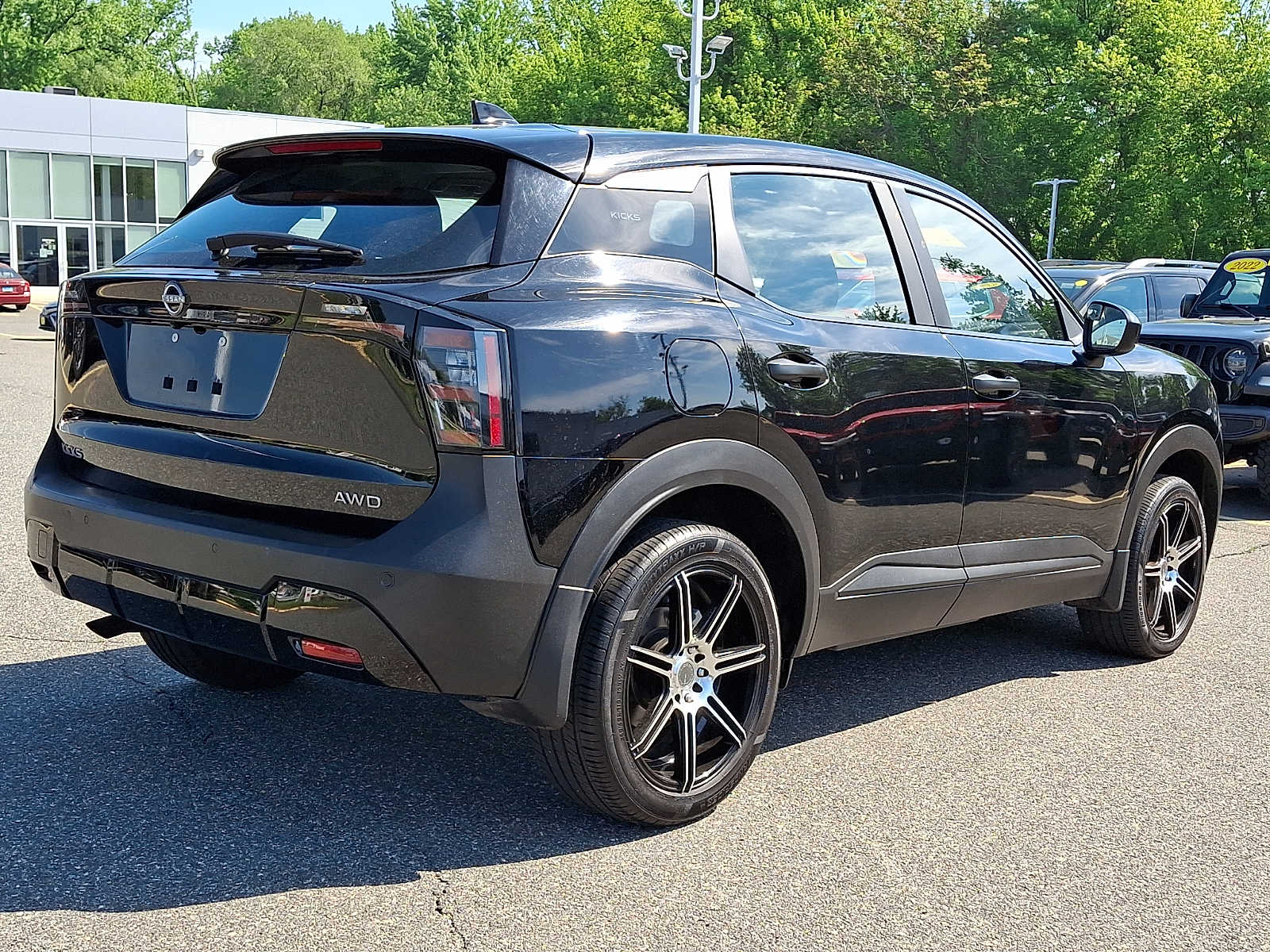 2025 Nissan Kicks S AWD - Photo 6