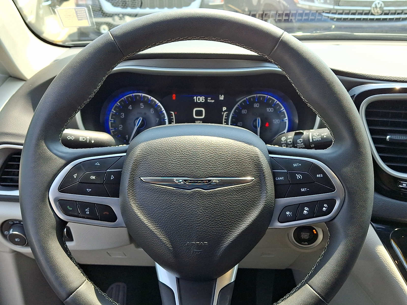 2024 Chrysler Pacifica Touring L - Photo 22